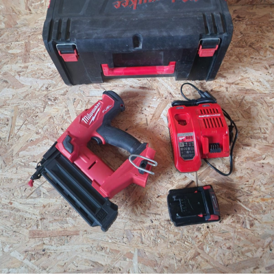 Apdares naglu pistole Milwaukee FN18GS