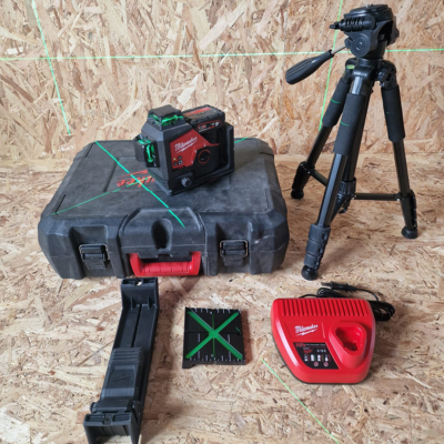 3 Plakņu lāzers Milwaukee M12 3PL